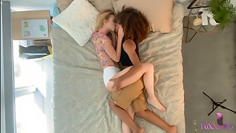 Blonde Chloe Cherry And Black Babe Jenna Foxx In Steamy Lesbian Video