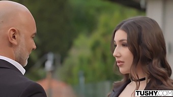 Sultry Brunette Lisa'S Insatiable Appetite For Anal In Fiery Tango-Inspired Video